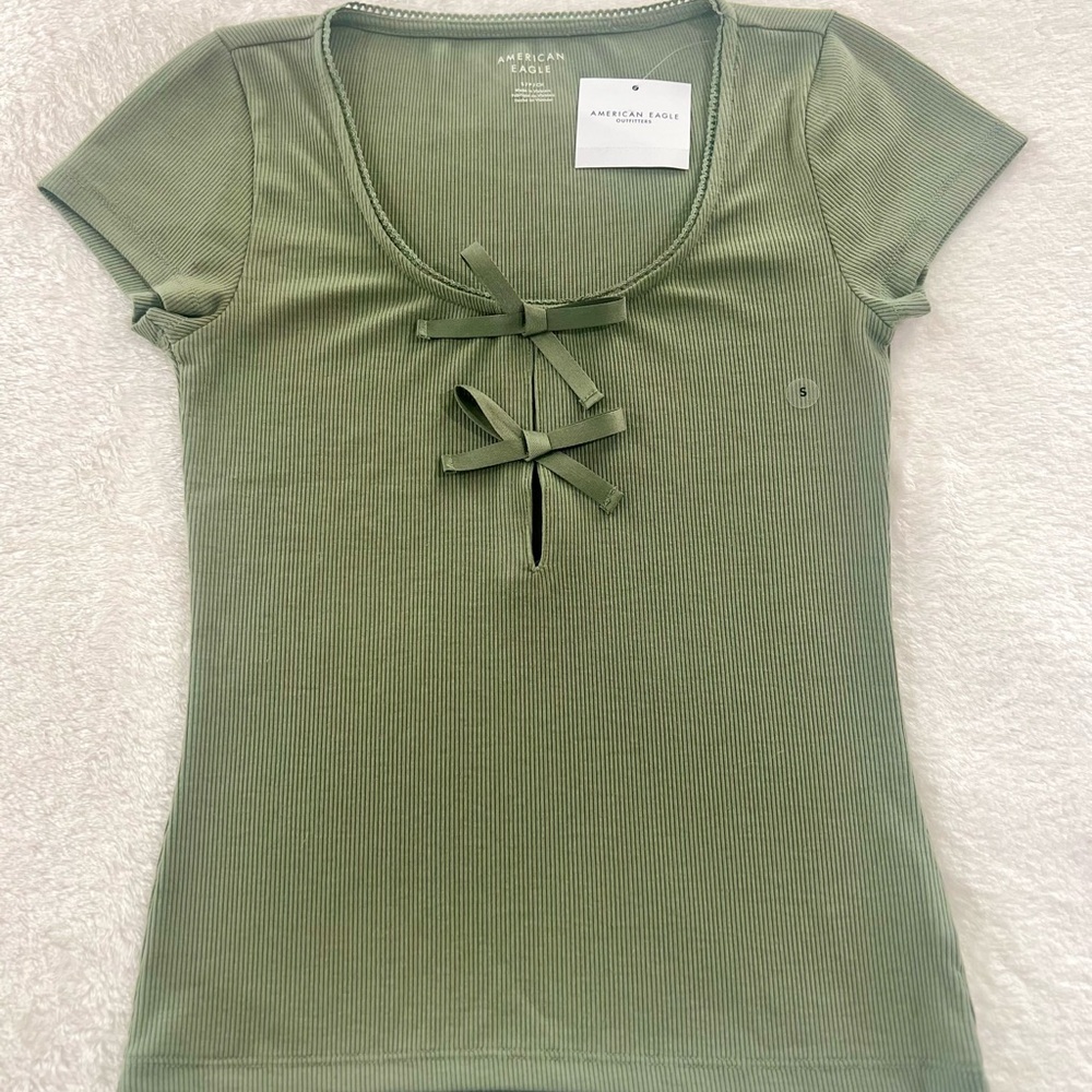 American Eagle Outfitters Green Fitted bow Front T-Shirt
